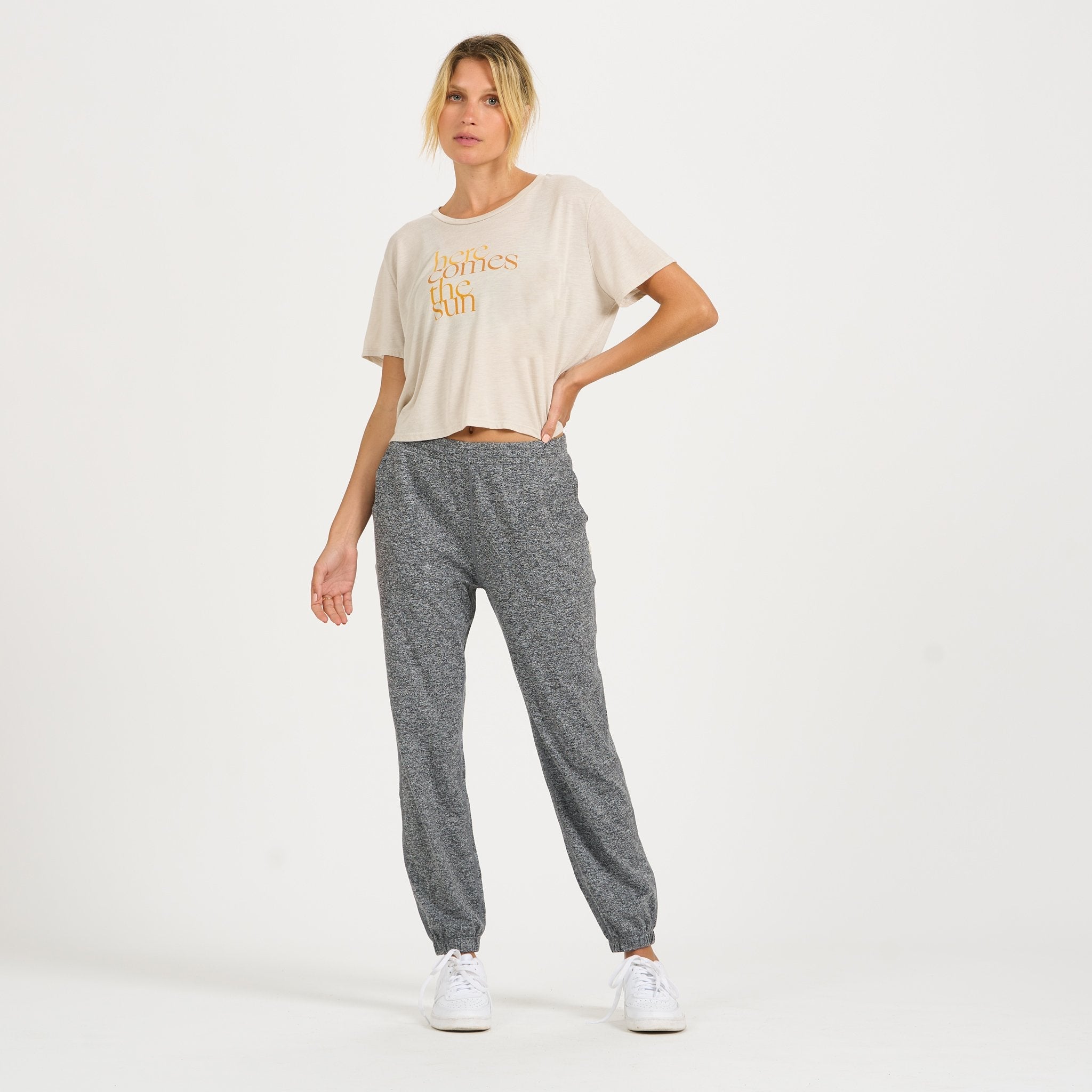 Here Comes the Sun Tee | Putty