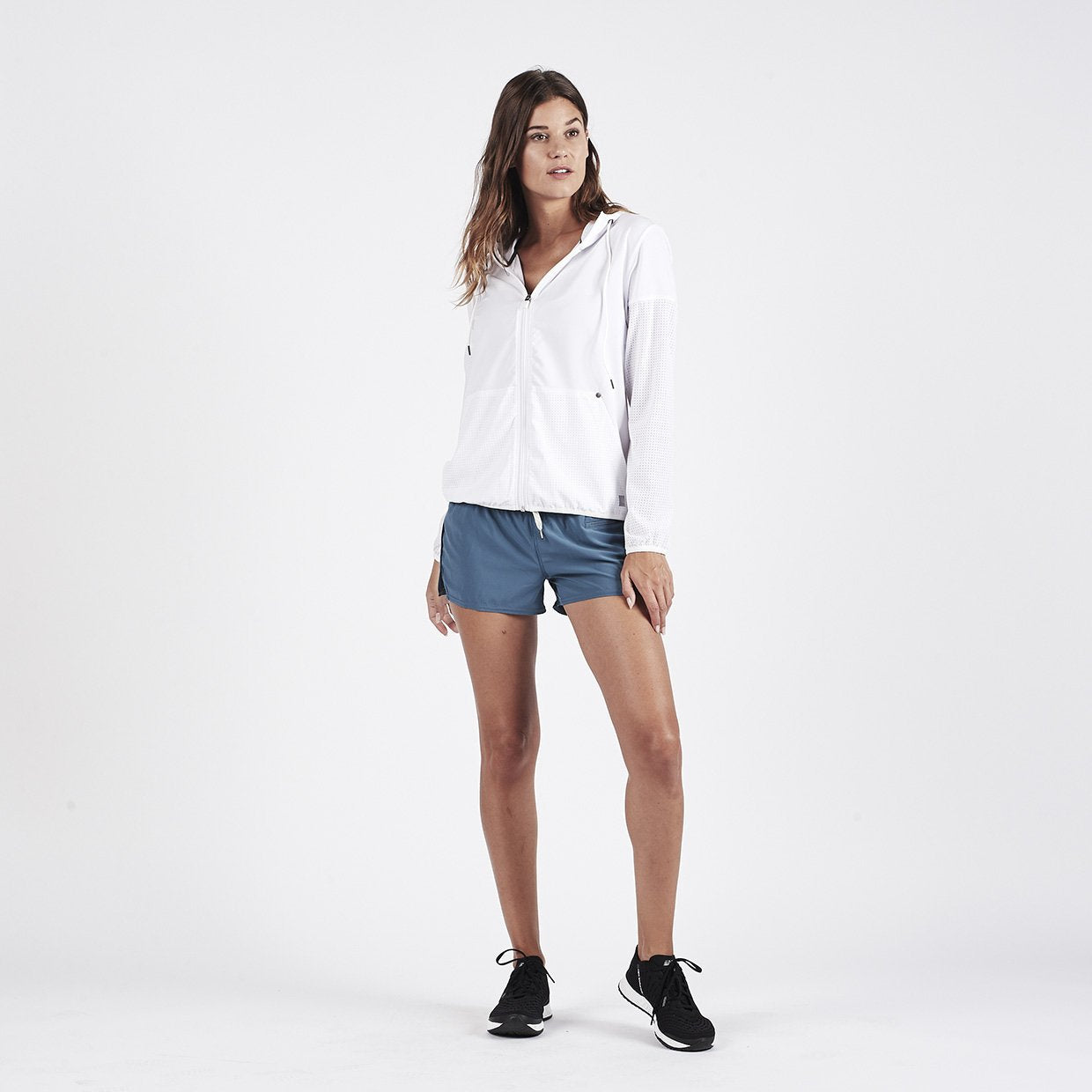 Stonesteps Windbreaker | White